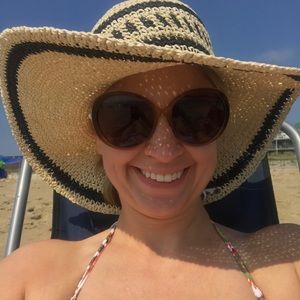 Meet your Posher, Lacey